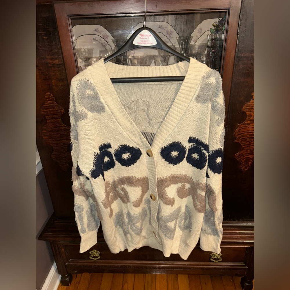 SHEIN Men’s One Size Binge Cardigan Sweater